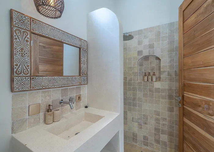 Villa Moana - Brand New 2br Next To Nyang Nyang